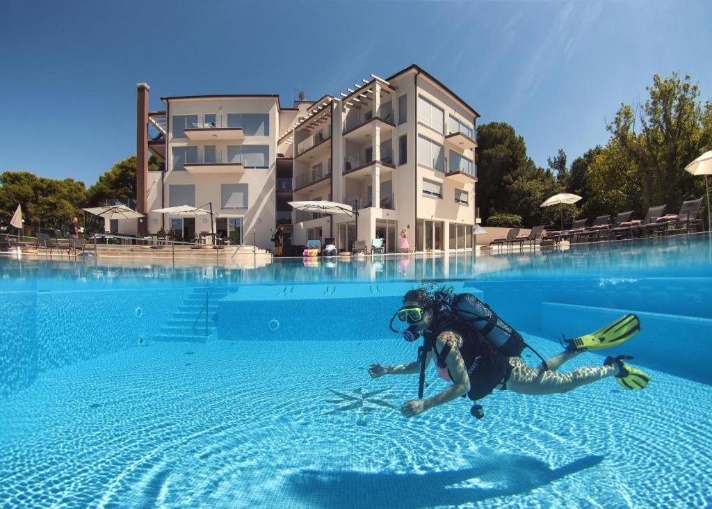 Apartma Soncek Premantura Exterior photo