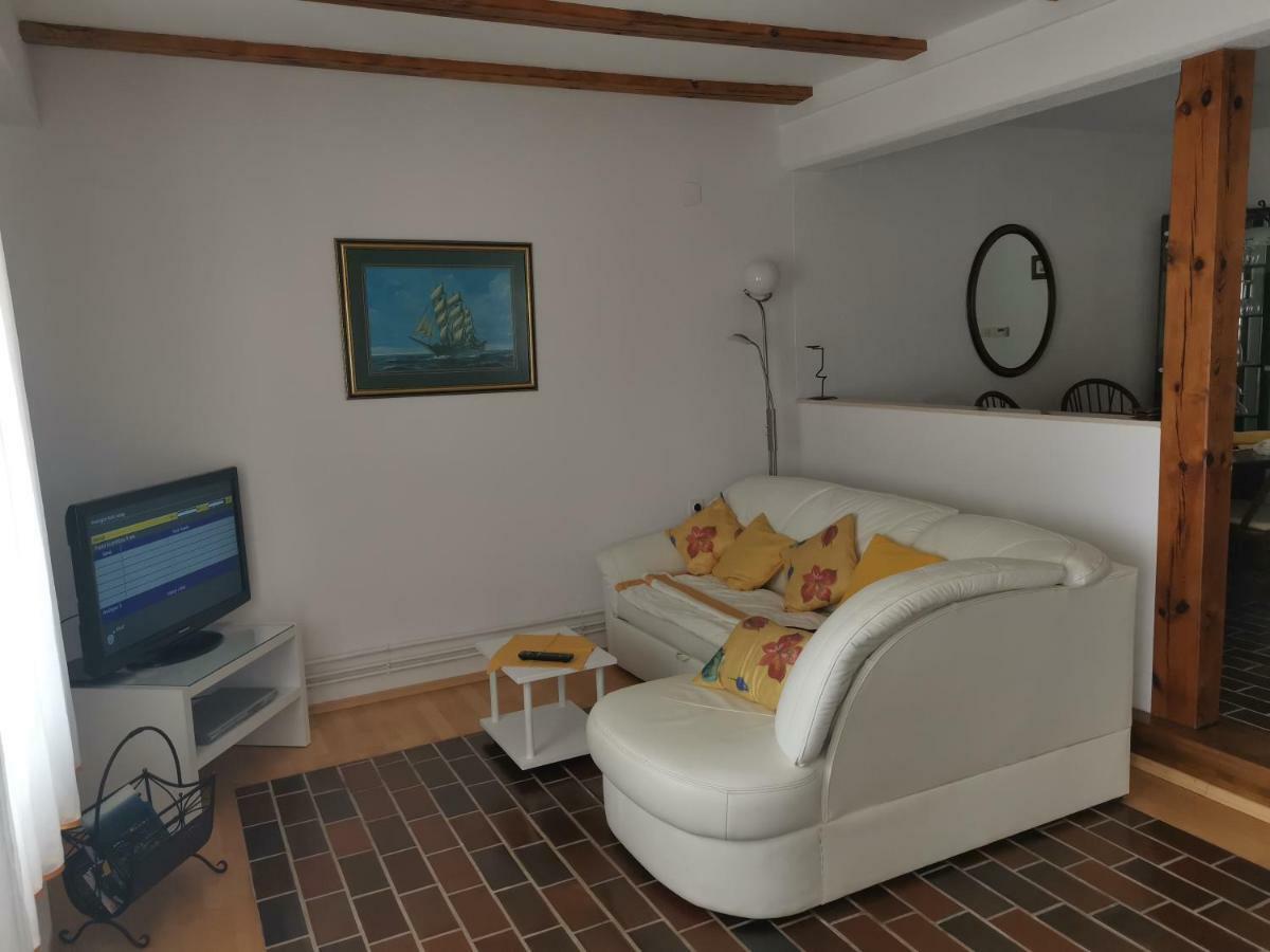Apartma Soncek Premantura Exterior photo